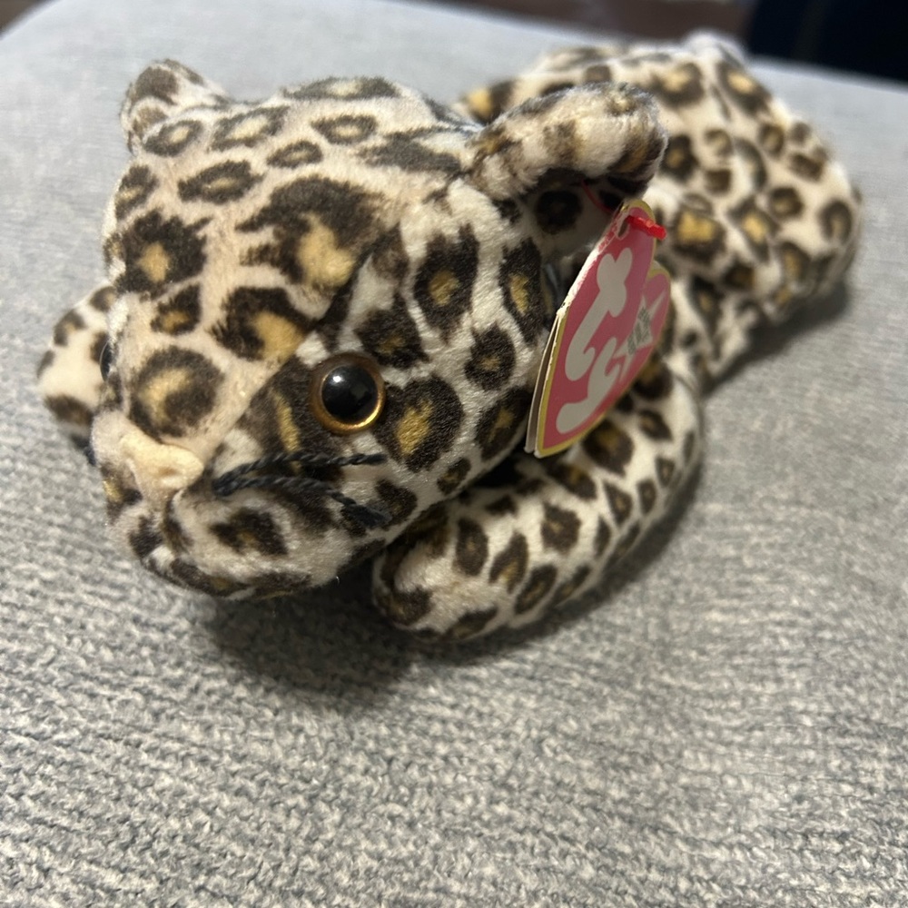 Ty Freckles the Cheetah Beanie Baby